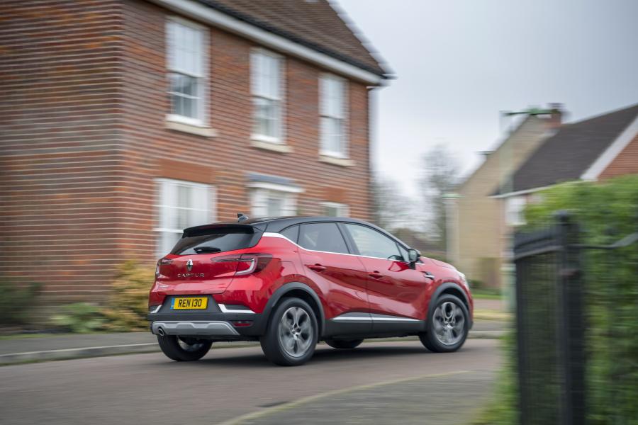  Renault Captur S-Edition 2019 года  (UK) (фото 34 из 40)